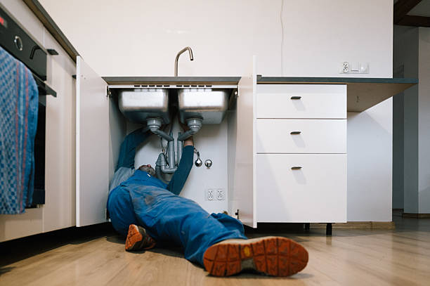 Professional Leak Detection technician working in Old Washington, OH